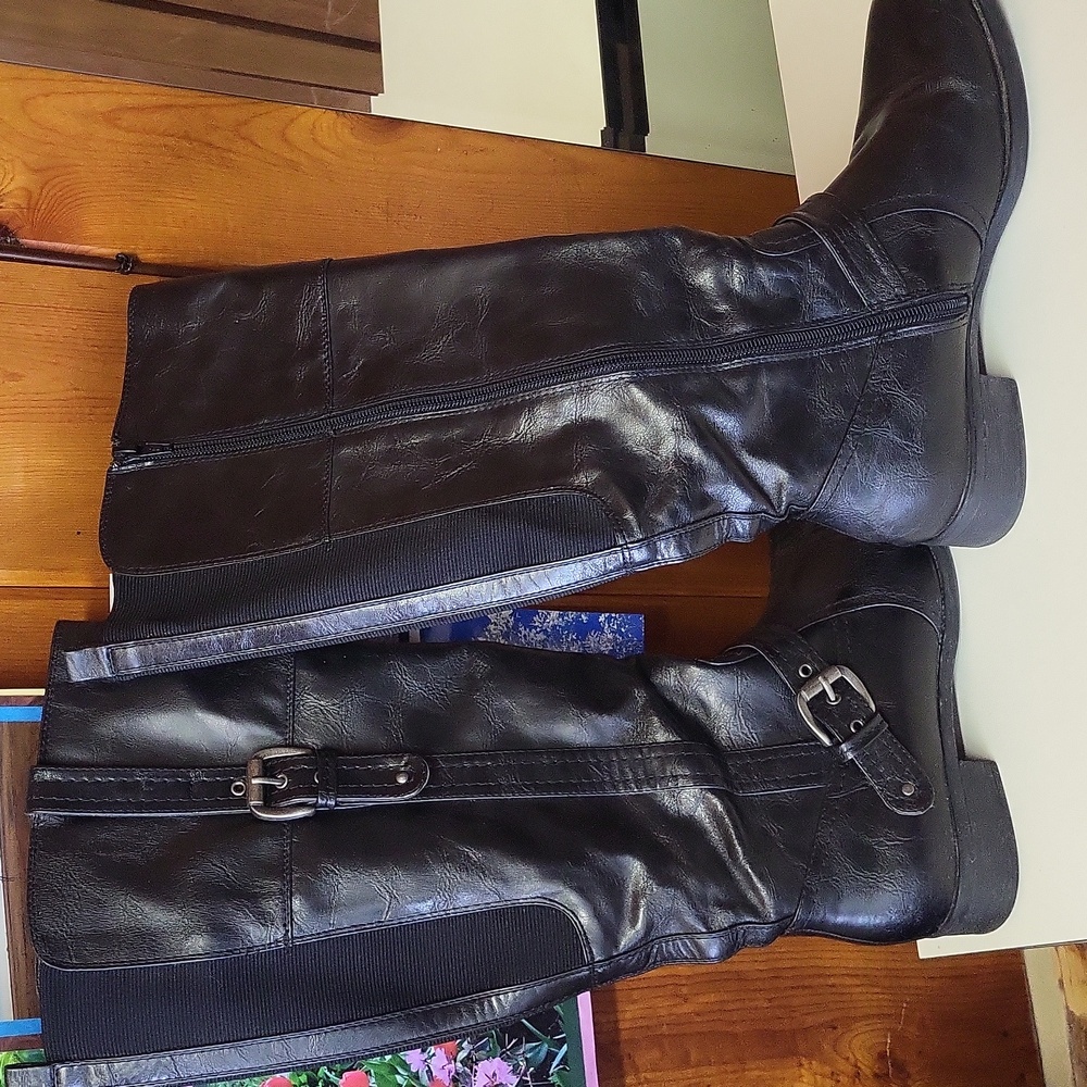 Black knee high boots
